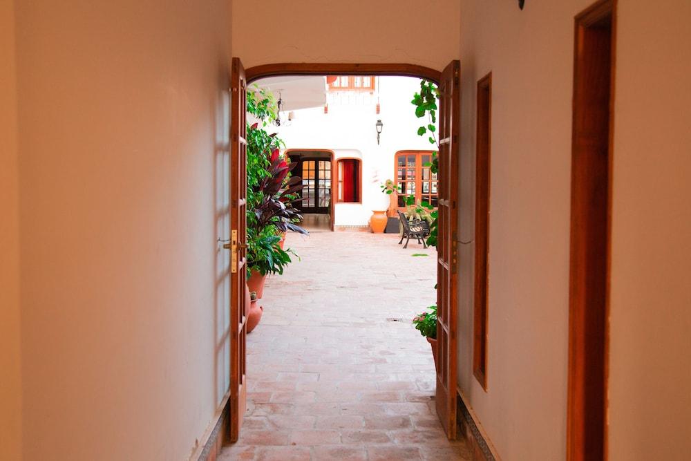 Hotel Asturias Cafayate Zewnętrze zdjęcie